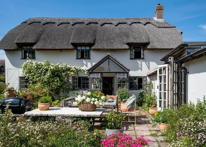 Thatched Hat Cottage